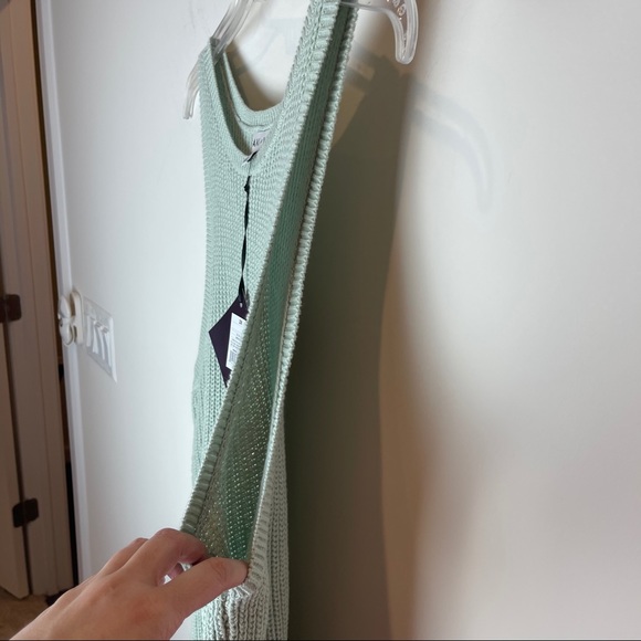 Ava & Viv Light Green Sleeveless Knit Sweater - Picture 8 of 10